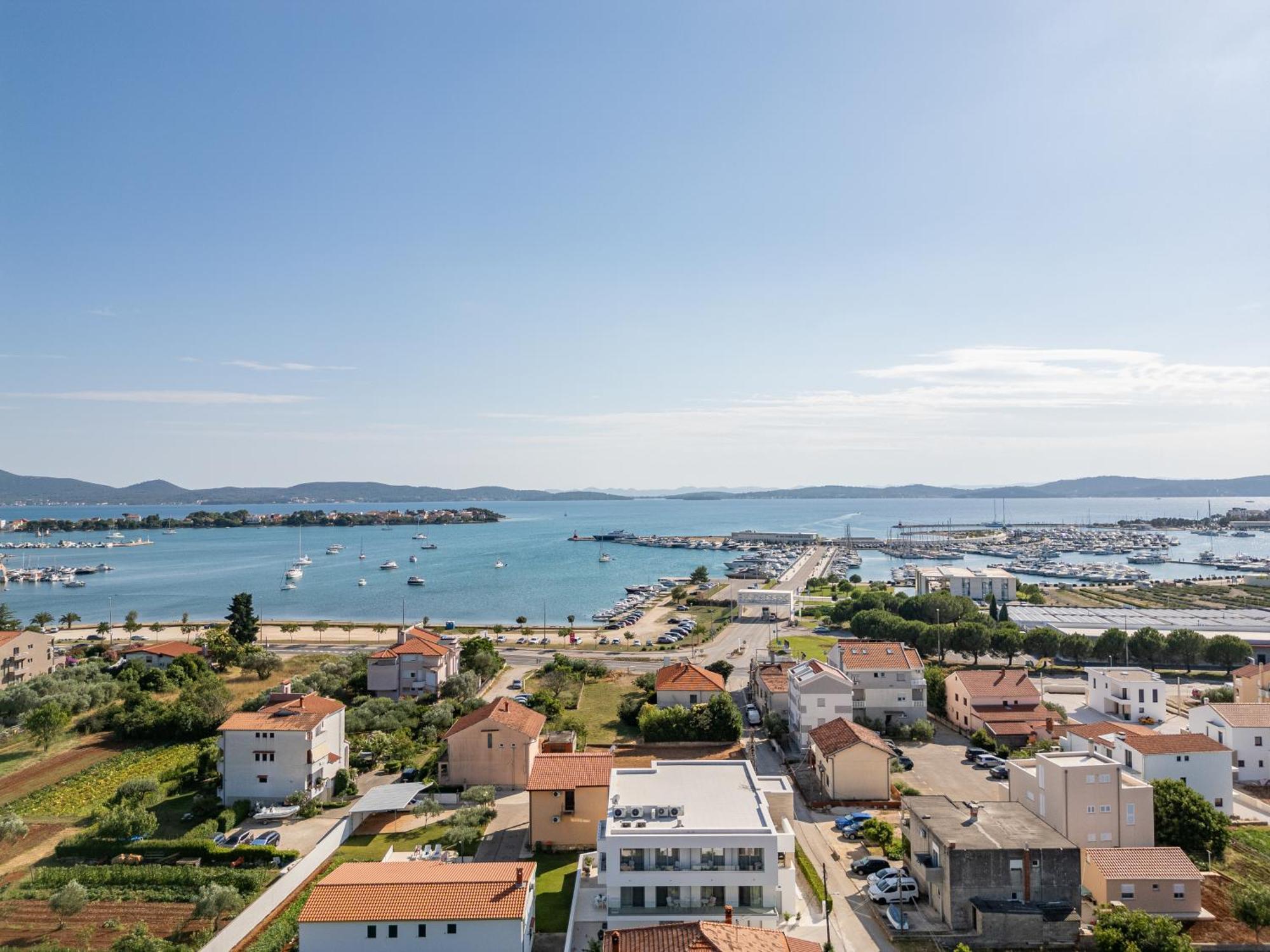 Rooms & Apartments Niko Sukošan Eksteriør bilde