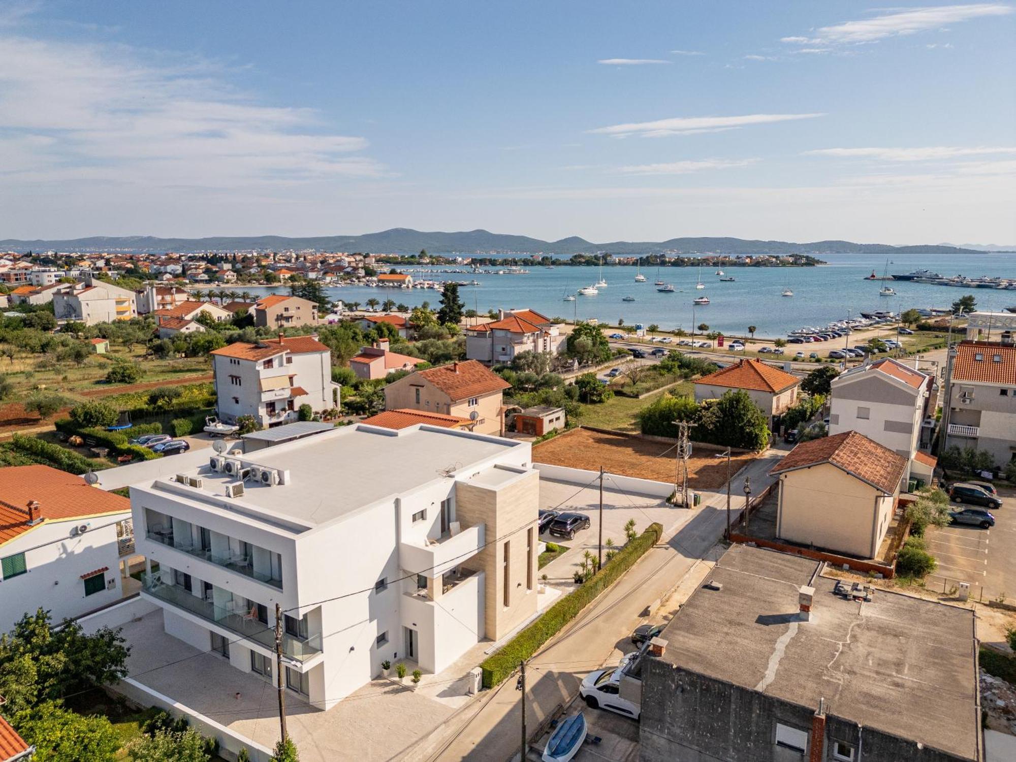 Rooms & Apartments Niko Sukošan Eksteriør bilde